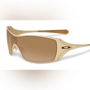 Oakley Liv Sunglasses - Polished Gold / Brown Gradient